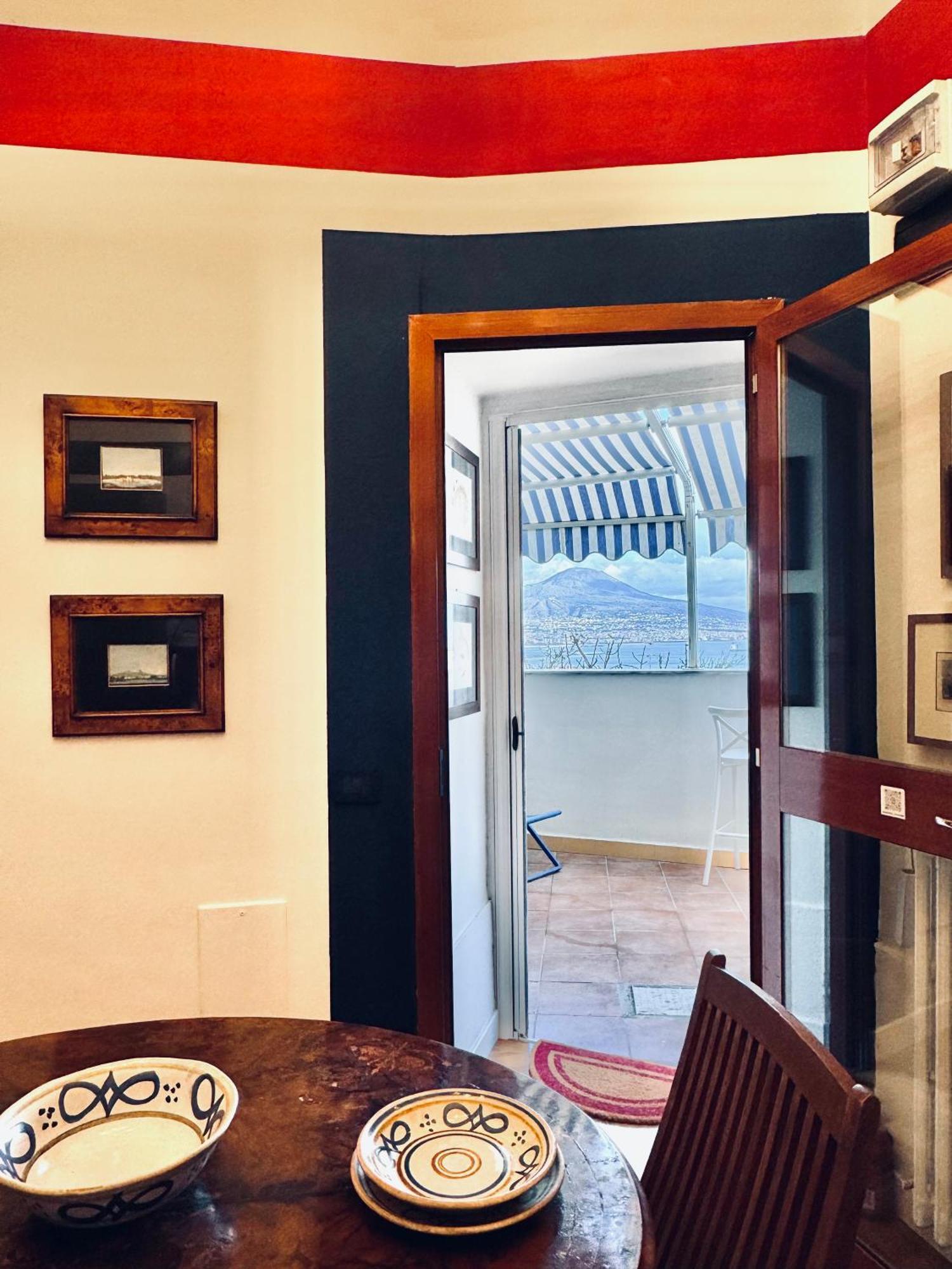 Alma De Templarsf - Stunning Design With Sea View And Terrace Naples